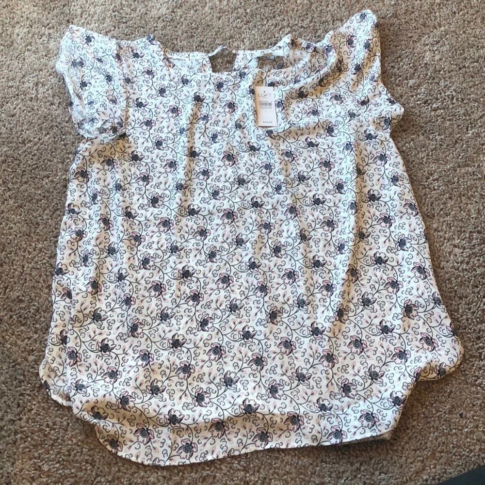 NWT loft flutter sleeve floral blouse